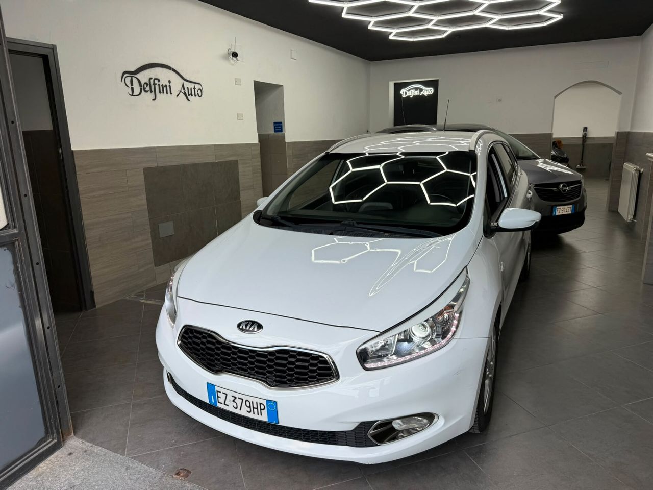 Kia Ceed usata in vendita da Delfini Auto