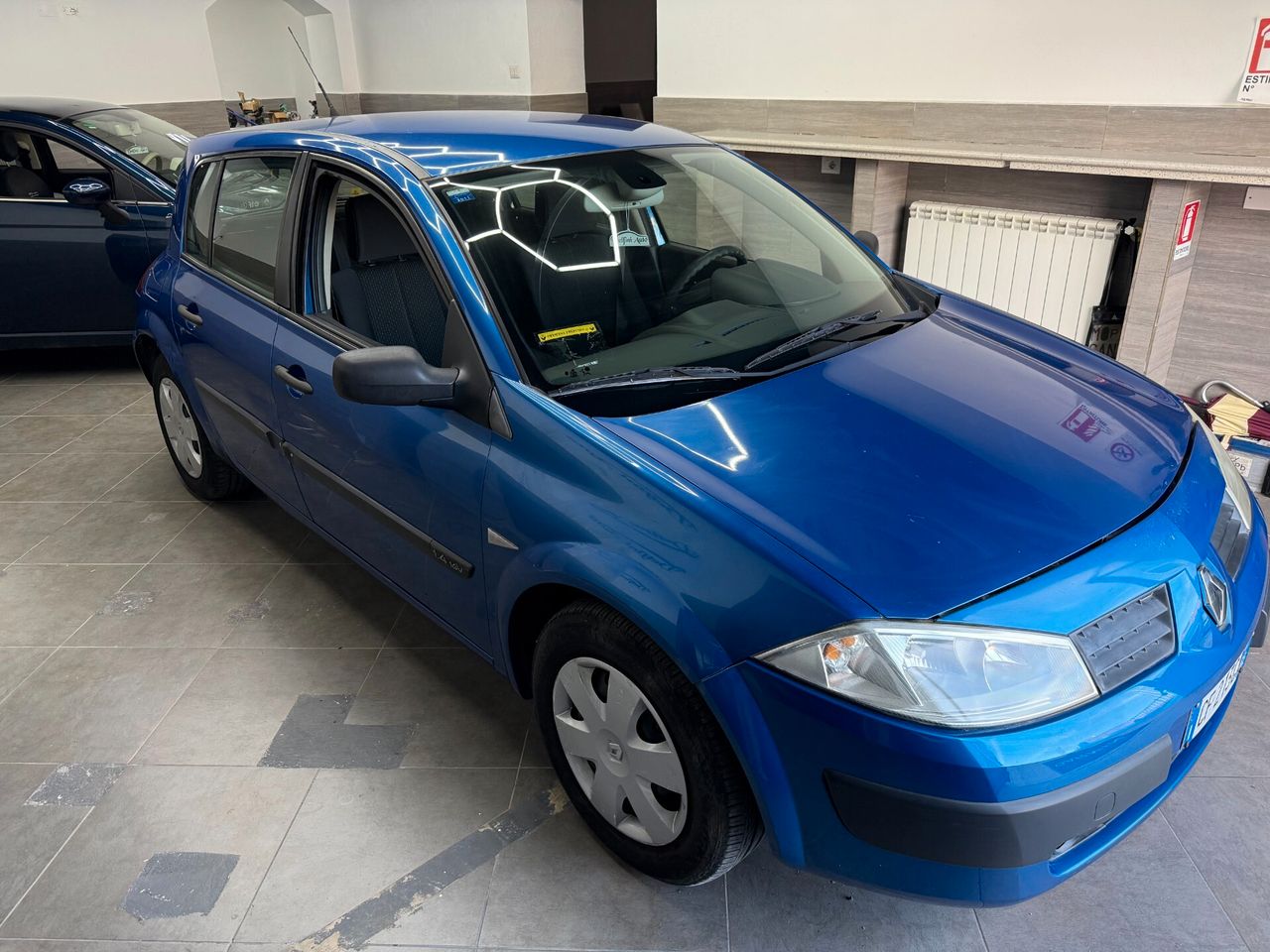 Renault Megane Mégane 1.4 16V 5 porte Pack Authentique — foto aggiuntiva