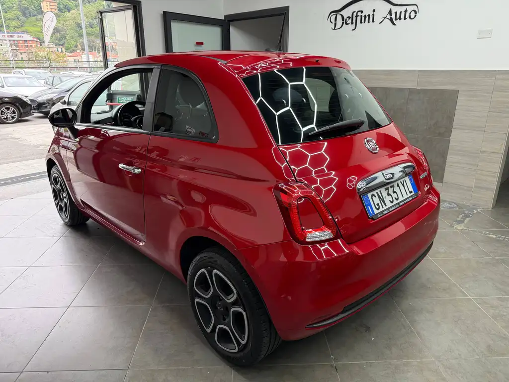 Fiat 500 1.0 69cv CLUB RED HYBRID — foto aggiuntiva