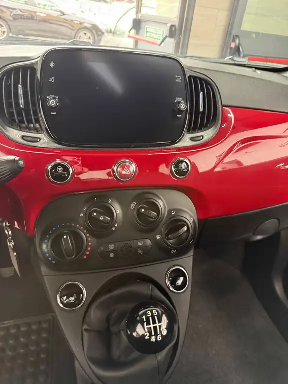 Fiat 500 1.0 69cv CLUB RED HYBRID — foto aggiuntiva