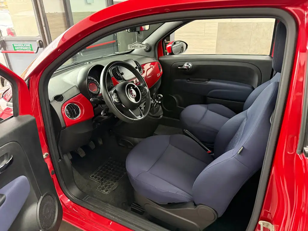 Fiat 500 1.0 69cv CLUB RED HYBRID — foto aggiuntiva