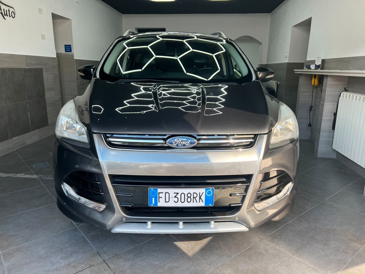 Ford Kuga 2.0 TDCI 180 CV S&S 4WD Powershift Titanium X — foto aggiuntiva