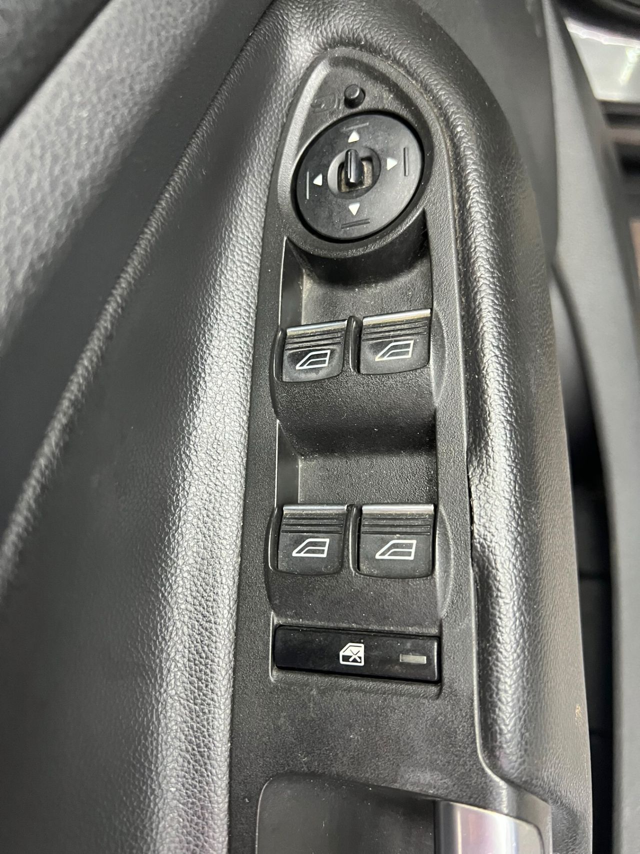 Ford Kuga 2.0 TDCI 180 CV S&S 4WD Powershift Titanium X — foto aggiuntiva