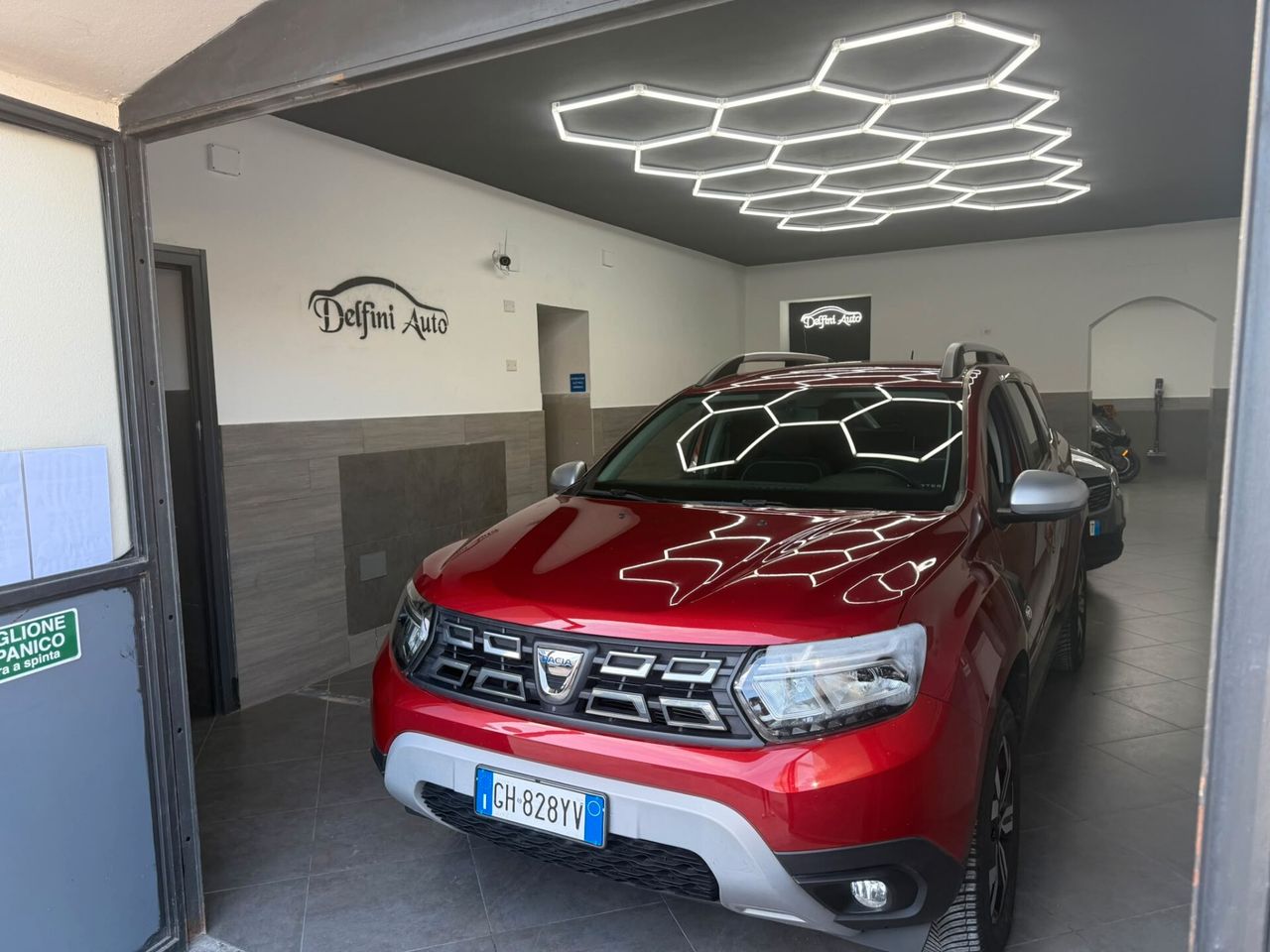Dacia Duster usata in vendita da Delfini Auto