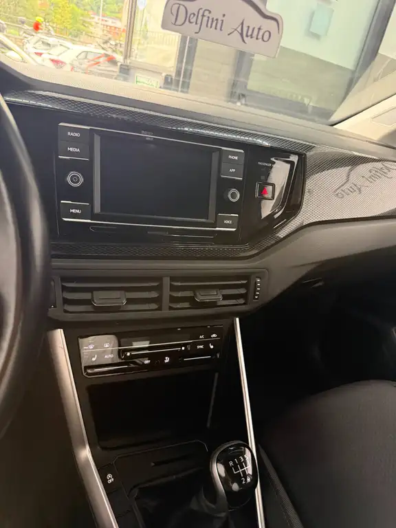 Volkswagen Taigo 1.0 tsi Life 95cv — foto aggiuntiva