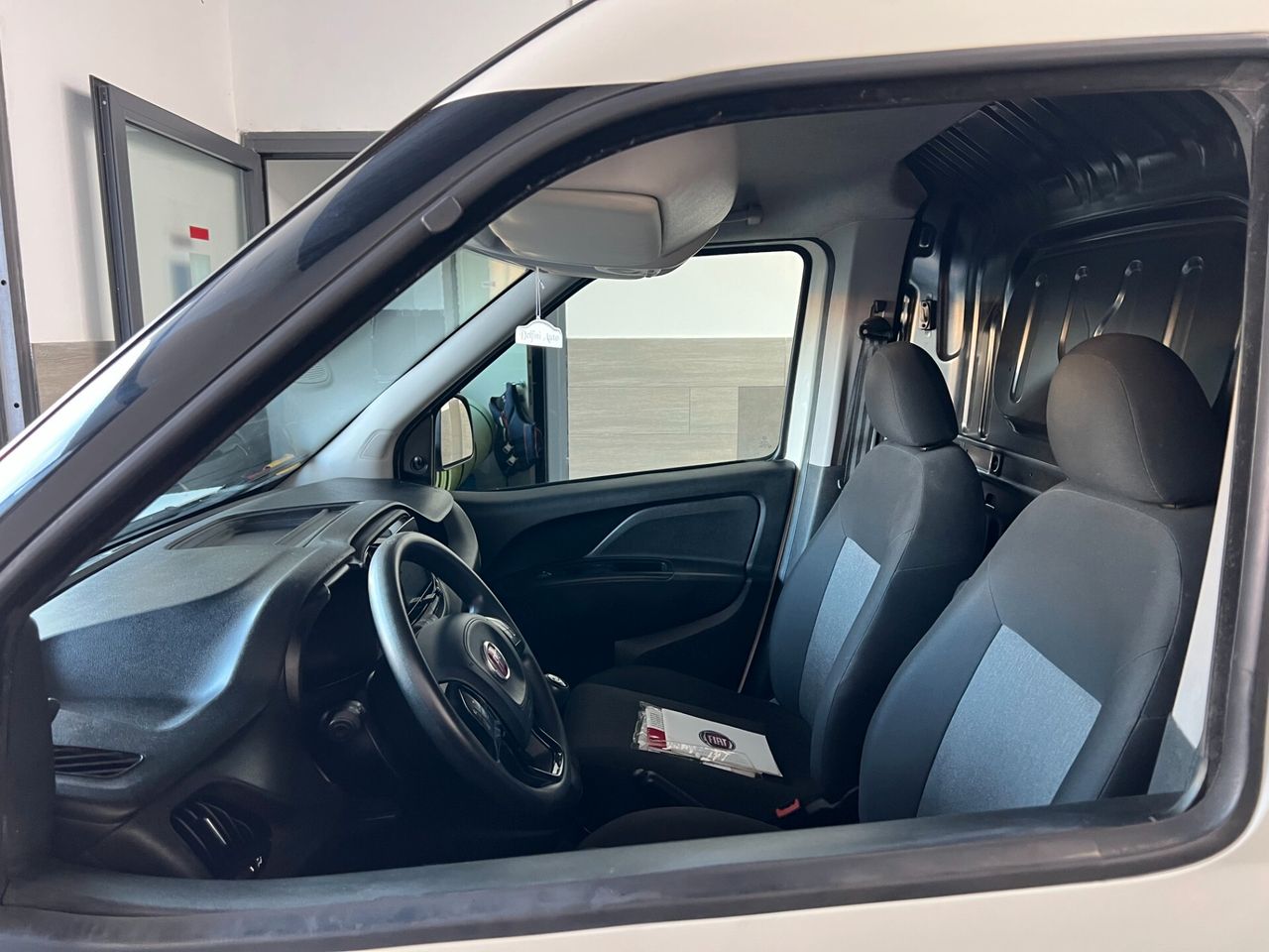 Fiat Doblò 1.6 MJT 105CV S&S PL-TN Cargo Maxi Lounge — foto aggiuntiva