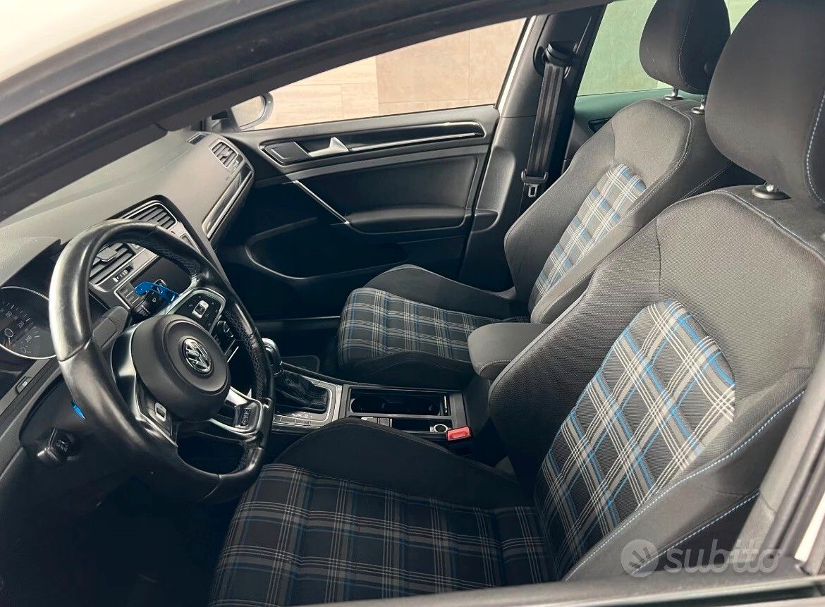 Volkswagen Golf GTE 1.4 TSI DSG 5p. Plug-In-Hybrid — foto aggiuntiva
