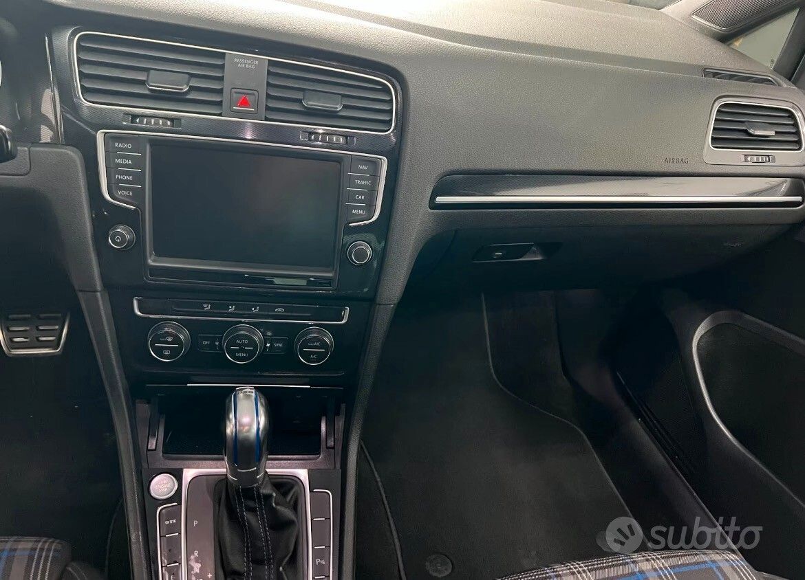 Volkswagen Golf GTE 1.4 TSI DSG 5p. Plug-In-Hybrid — foto aggiuntiva