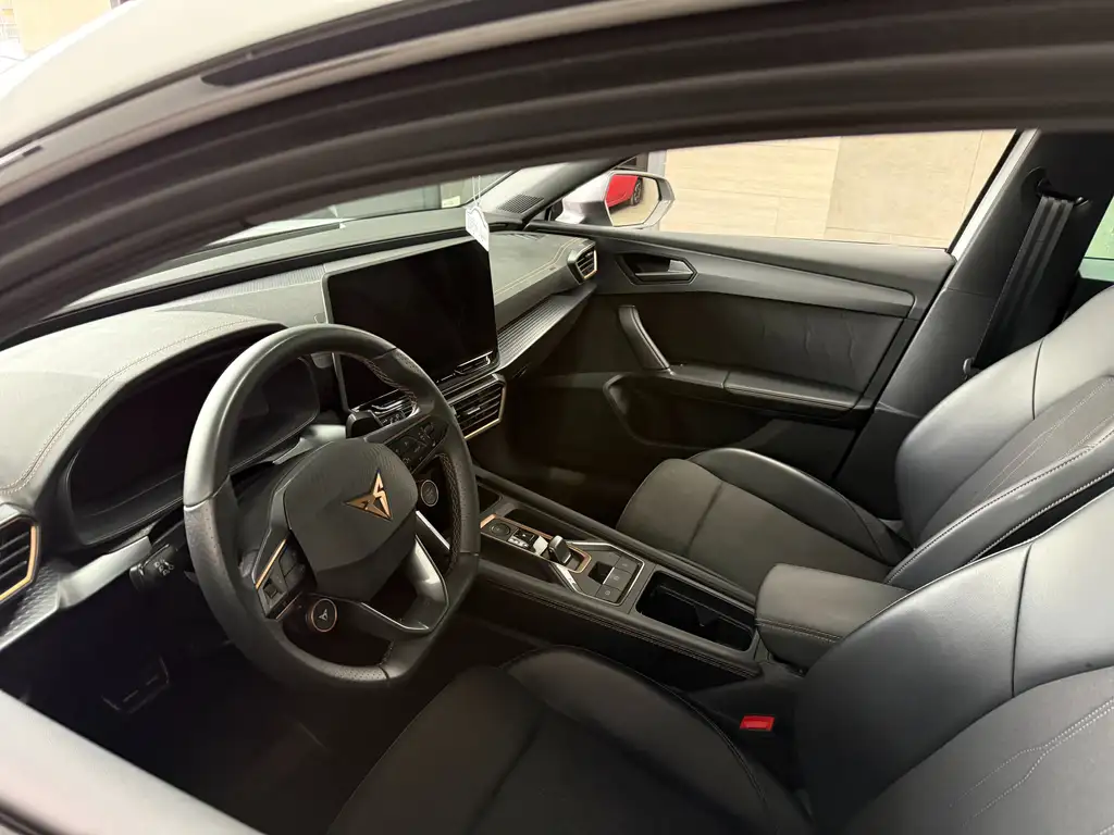 CUPRA Leon 2024 2.0 tdi 150cv dsg — foto aggiuntiva