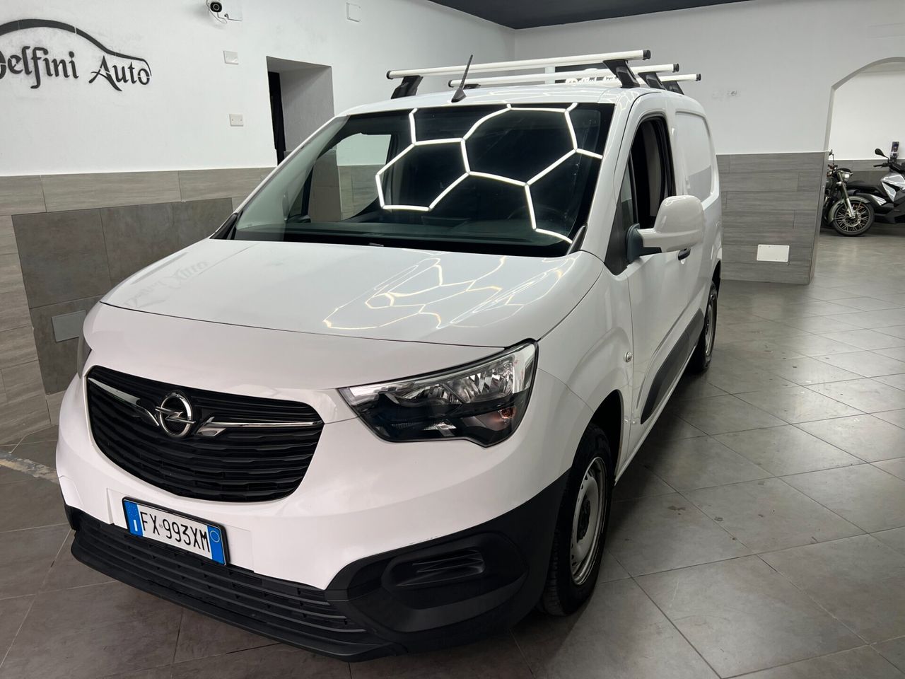 Opel Combo usata in vendita da Delfini Auto