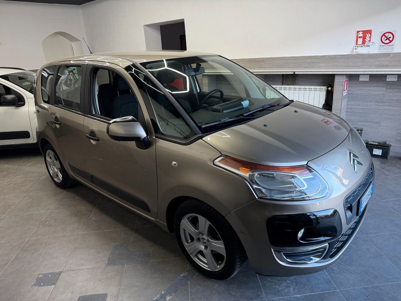 Citroen C3 Picasso 1.6 HDi 90 Exclusive QR — foto aggiuntiva