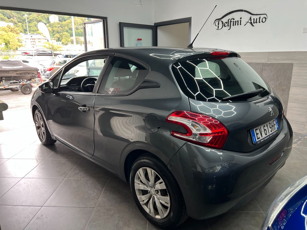 Peugeot 208 PureTech 82 5 porte Active — foto aggiuntiva