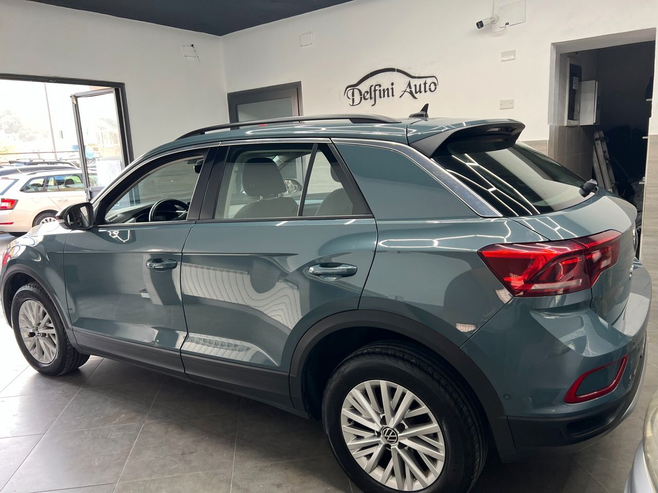 Volkswagen T-Roc 1.0 TSI R-Line — foto aggiuntiva
