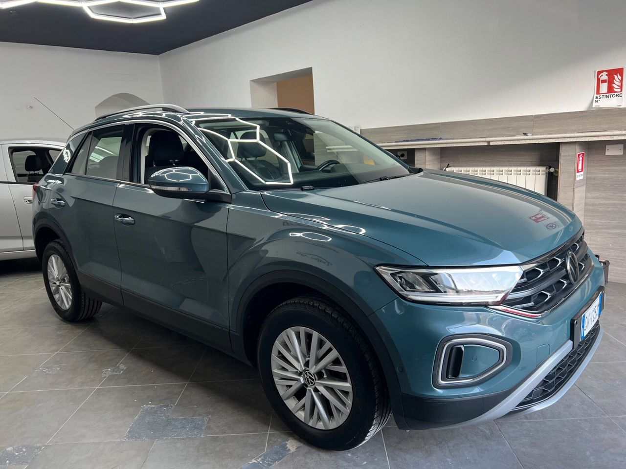 Volkswagen T-Roc 1.0 TSI R-Line — foto aggiuntiva