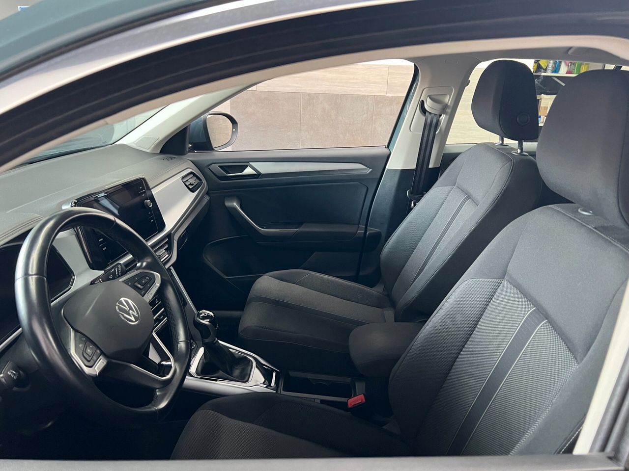 Volkswagen T-Roc 1.0 TSI R-Line — foto aggiuntiva