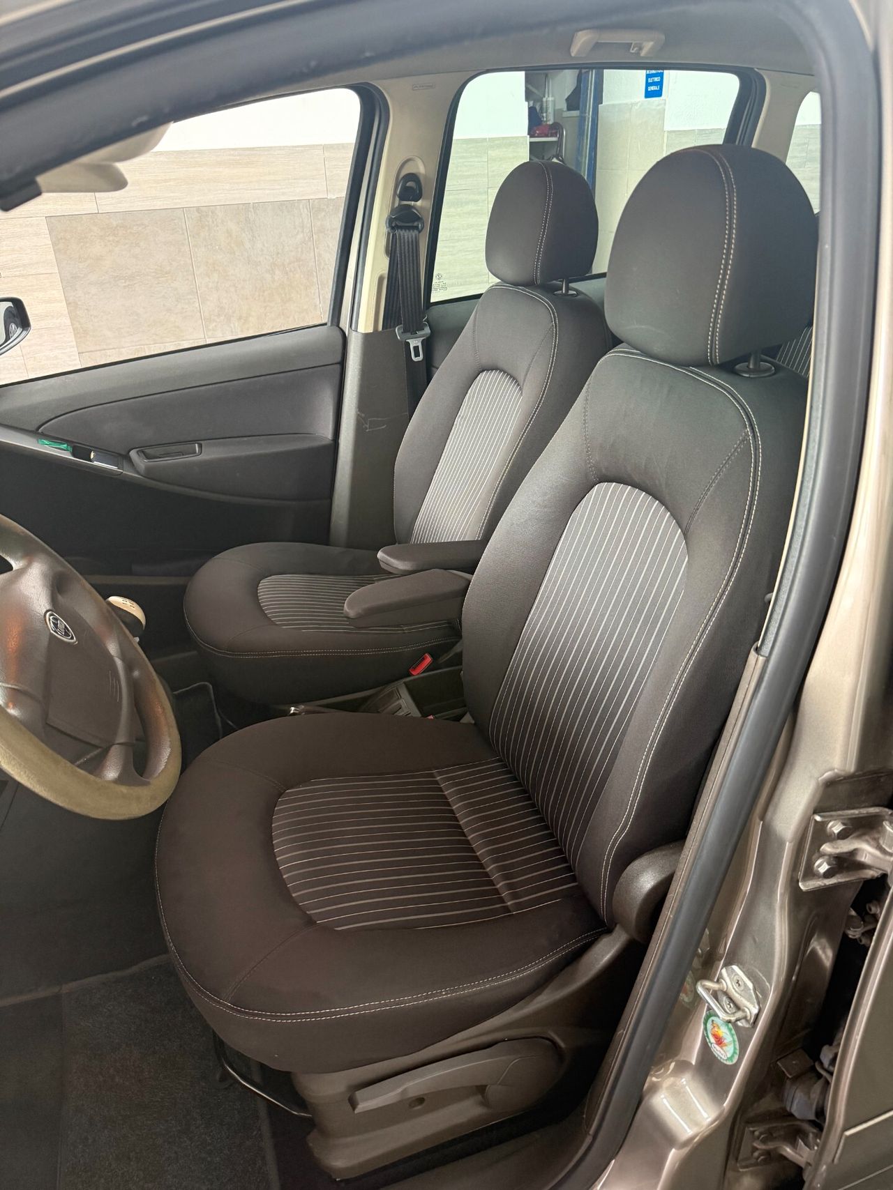 Lancia MUSA 1.4 Argento Ecochic GPL — foto aggiuntiva