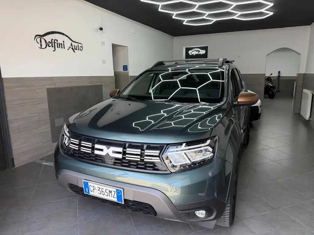 Dacia Duster II 2021 1.5 blue dci Extreme 4x4 115cv usata in vendita da Delfini Auto