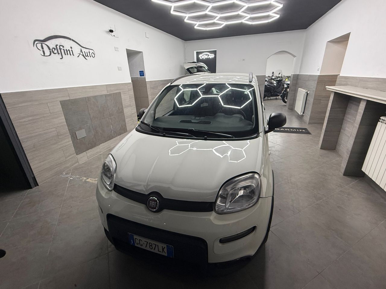 Fiat Panda usata in vendita da Delfini Auto