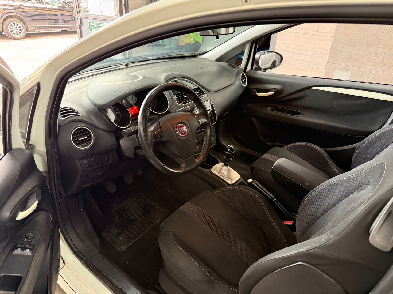 Fiat Punto Evo 1.3 Mjt 90 CV 3 porte Sport — foto aggiuntiva