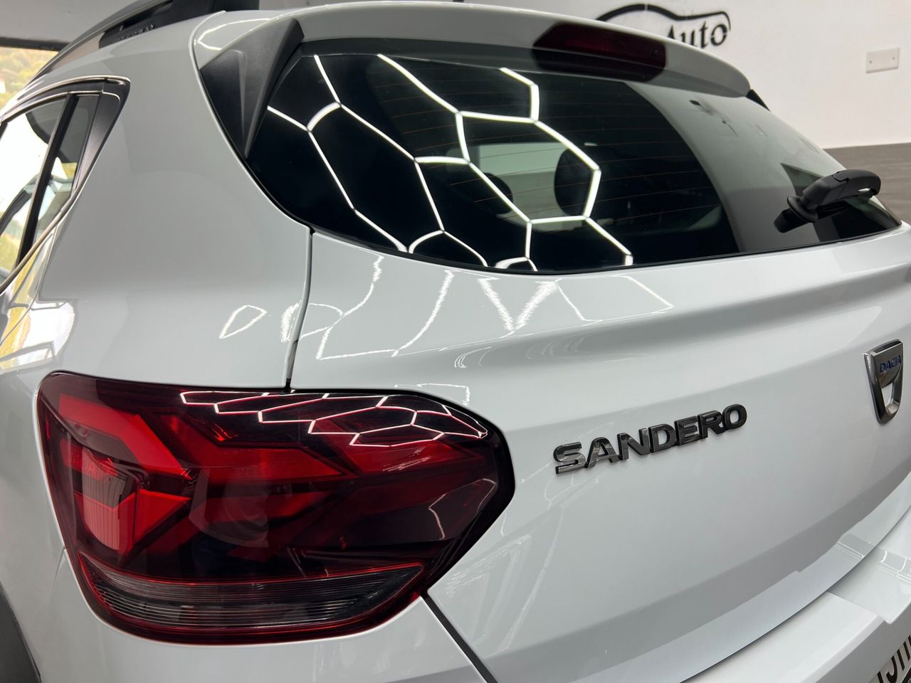 Dacia Sandero Stepway 1.0 TCe 90 CV Comfort — foto aggiuntiva