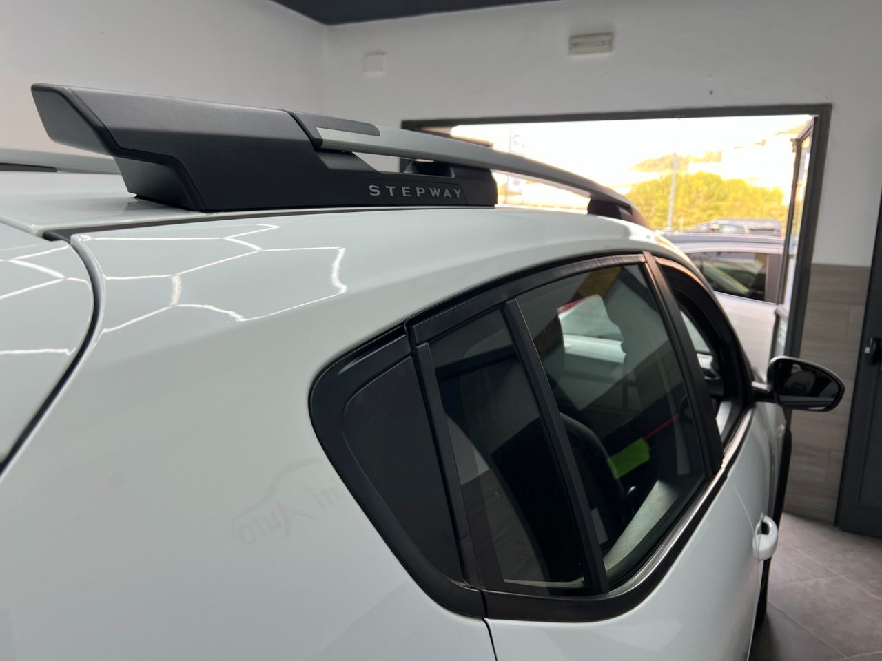 Dacia Sandero Stepway 1.0 TCe 90 CV Comfort — foto aggiuntiva