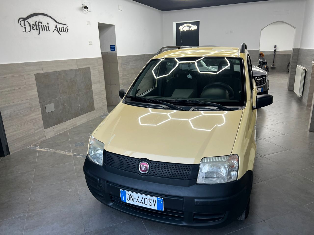 Fiat Panda 1.1 Active usata in vendita da Delfini Auto